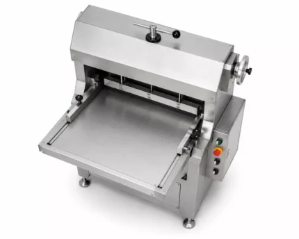 shoe-sole-cutting-machine
