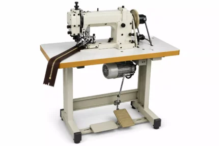 zipper-attaching-machine